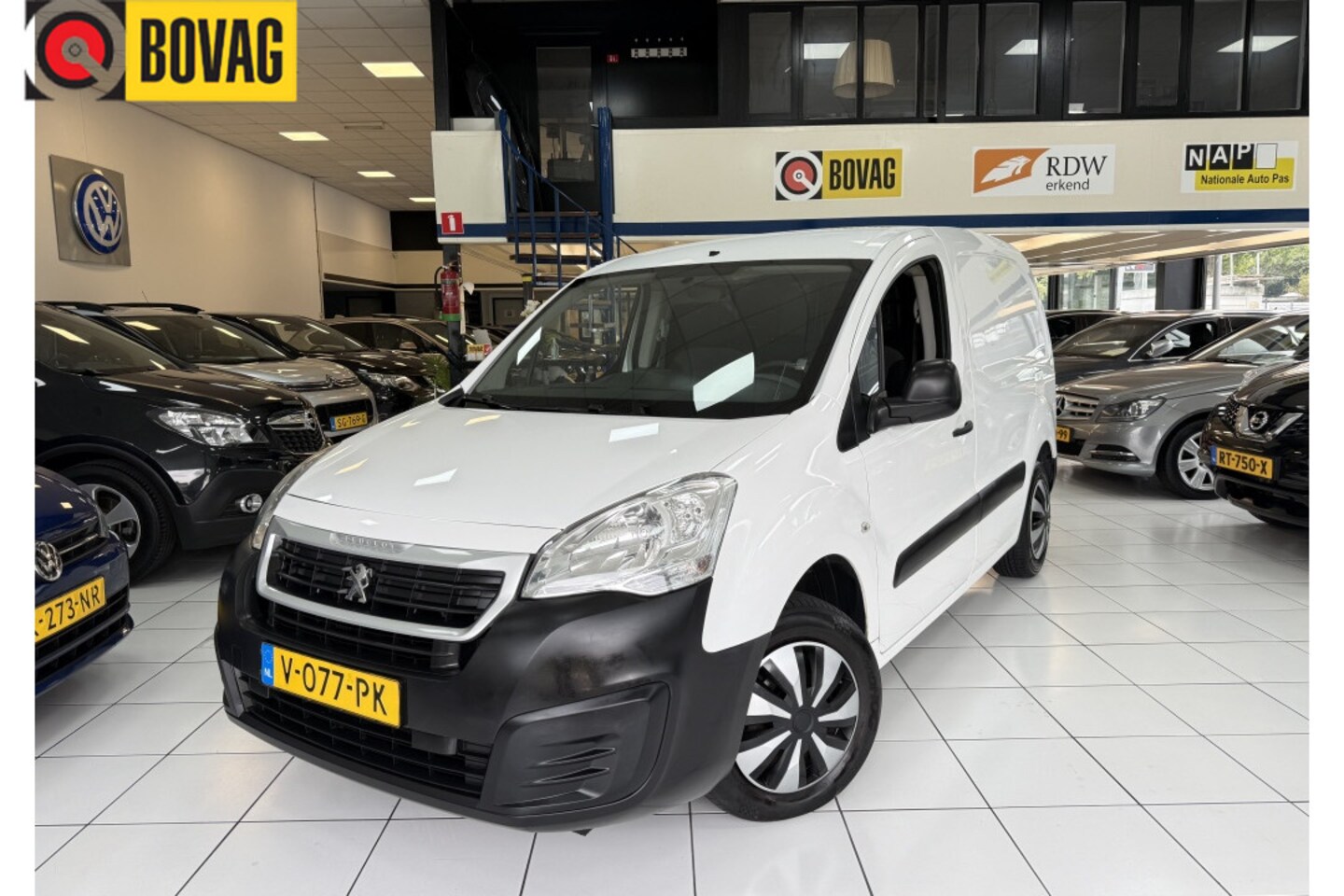 Peugeot Partner - 120 1.6 BlueHDiL1Pre Airco - AutoWereld.nl
