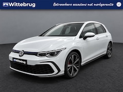 Volkswagen Golf - 1.4 eHybrid GTE 245pk DSG / Navigatie / LED verlichting / Digitaal dashboard / App-connect