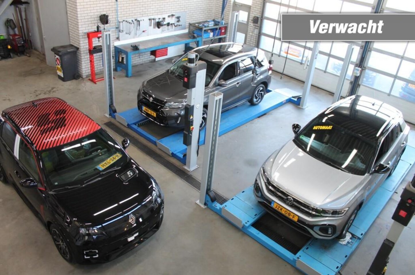 Renault Clio - 0.9 TCE LIMITED  Parkeer sensoren / Cruise control / Trekhaak - AutoWereld.nl
