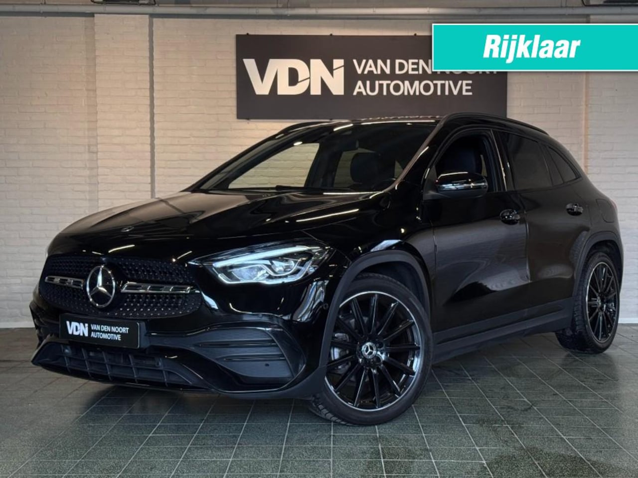 Mercedes-Benz GLA-Klasse - 180 AMG LINE Mild Hybrid Memory Sfeerverl Camera 20'' - AutoWereld.nl