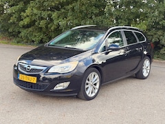 Opel Astra Sports Tourer - 1.4 Turbo Cosmo Navi Leder 2012