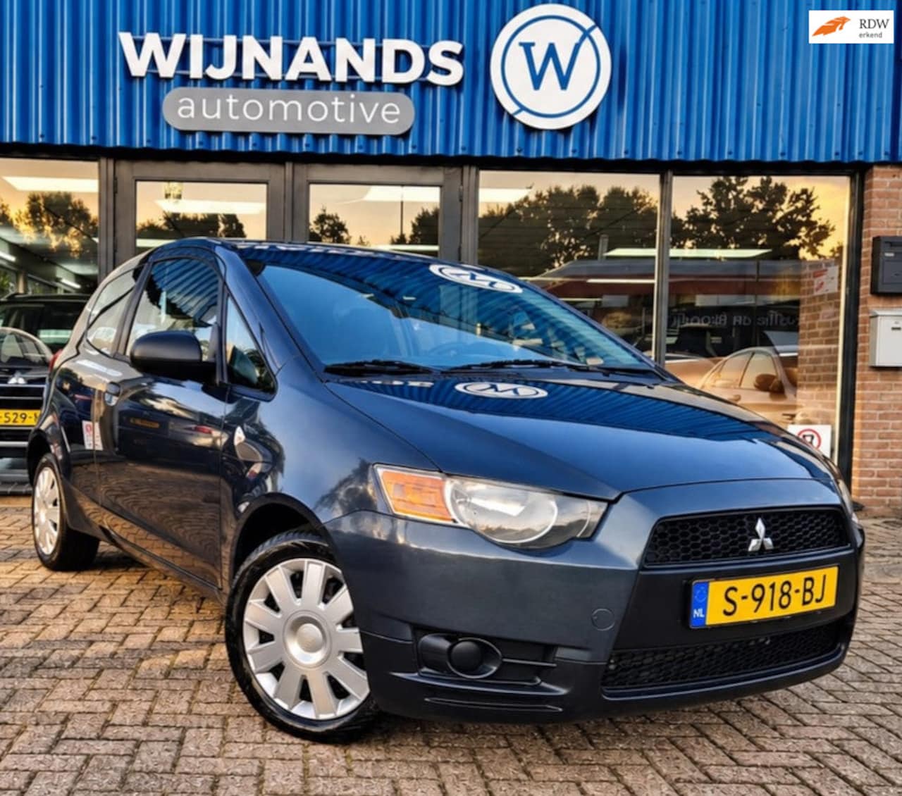 Mitsubishi Colt - 1.1 Inbusiness Airco Nieuwe APK Nette wagen - AutoWereld.nl