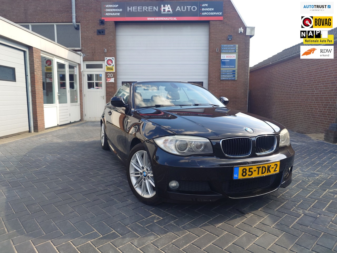 BMW 1-serie Cabrio - 118i High Executive 118i High Executive, Airco, Cruise - AutoWereld.nl