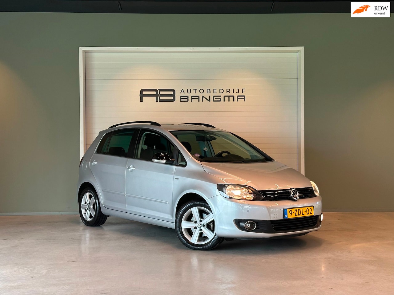 Volkswagen Golf Plus - 1.2 TSI AUTOMAAT HIGHLINE-uitv|CLIMA AIRCO|ISOFIX|TREKHAAK|STOELVERWARMING|PARKEERSENSOREN - AutoWereld.nl