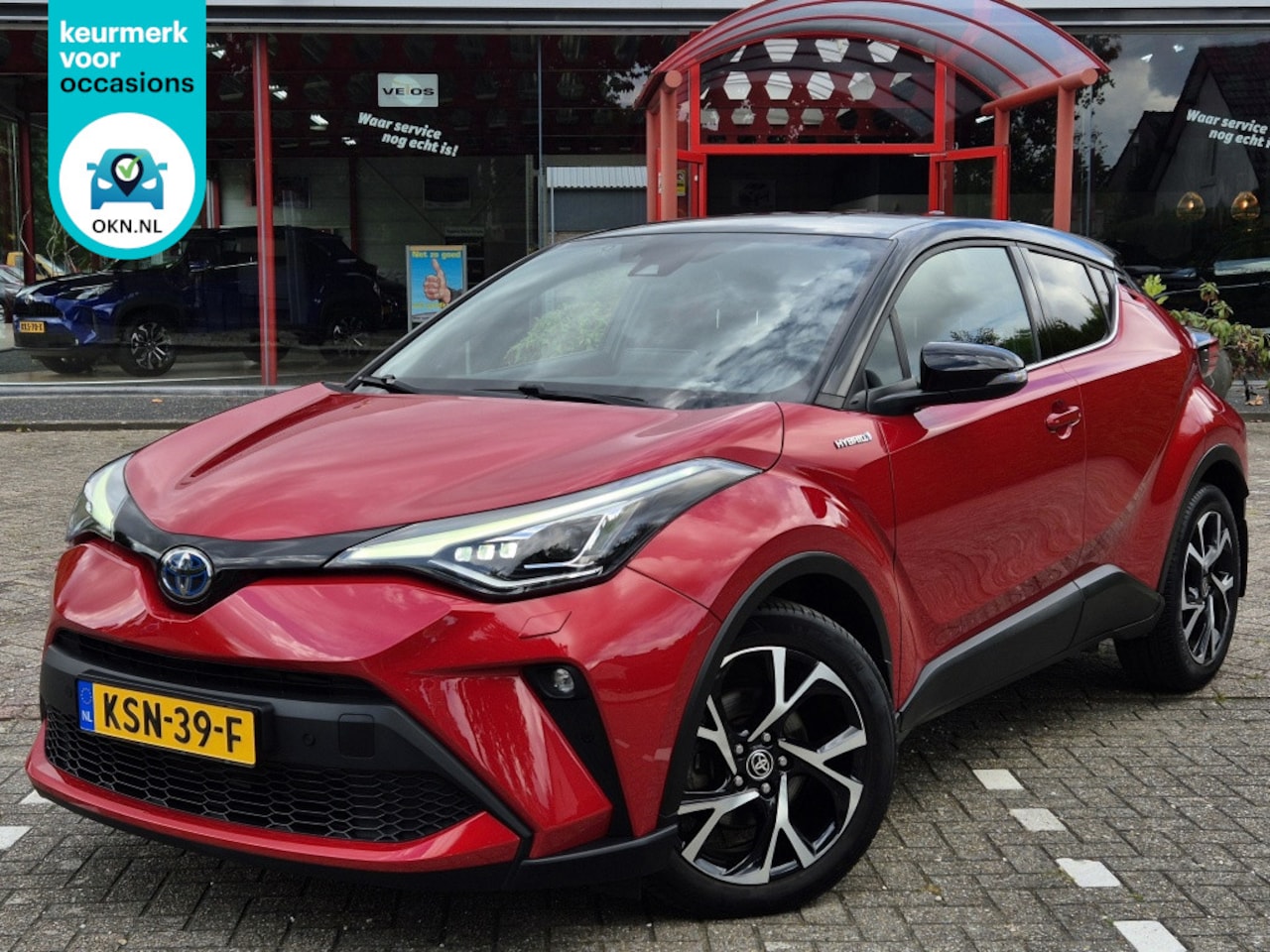 Toyota C-HR - 2.0 Hybrid Style Bi-Tone 184 pk | CarPlay | Stuurverw. - AutoWereld.nl