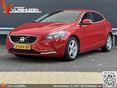 Volvo V40 - 1.6 D2 Momentum | Climate | Cruise | Navi | PDC |