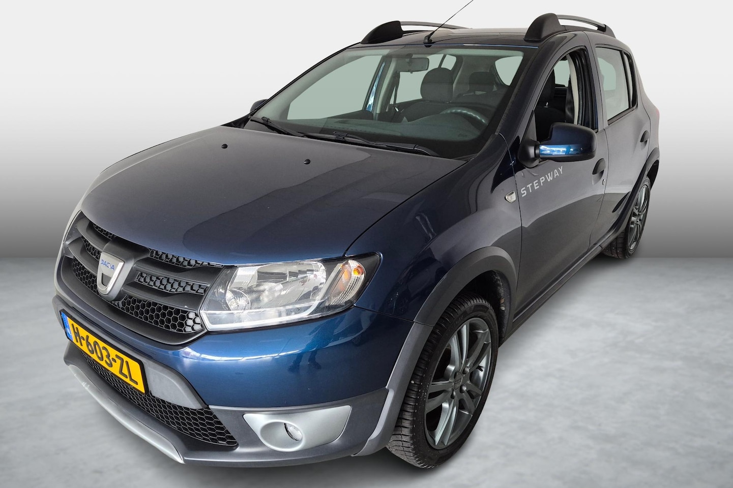 Dacia Sandero Stepway - 0.9 TCe Lauréate - AutoWereld.nl