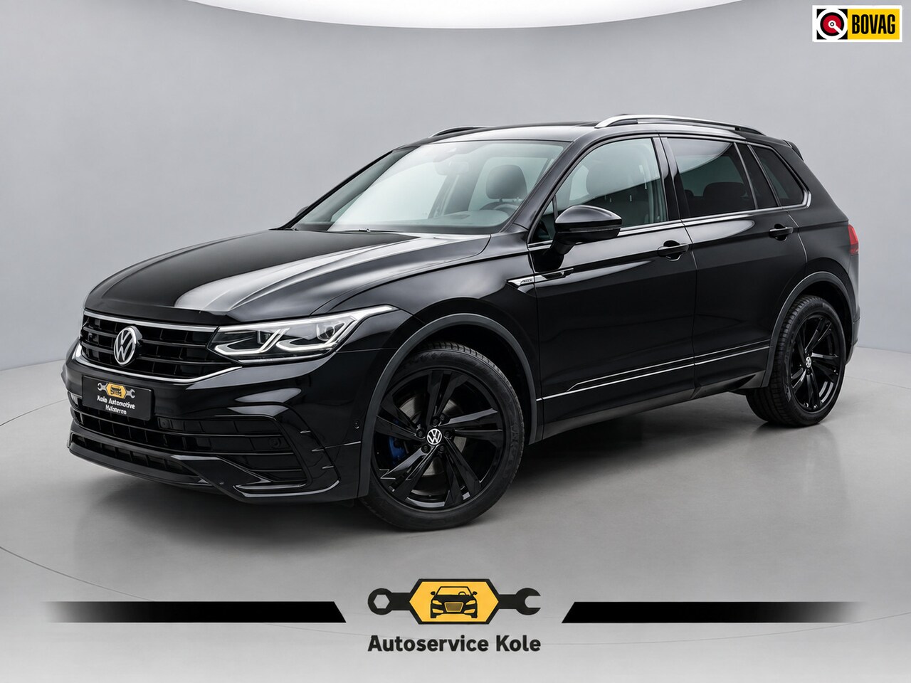 Volkswagen Tiguan - 1.5 TSI R-Line Blackstyle * Panorama * Stoelverwarming * Keyless * - AutoWereld.nl