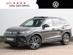 Volkswagen Tiguan - 1.5 eHybrid R-Line Edition | Trekhaak | Stoel verwarming & Massage | 360 Camera | Stuurver