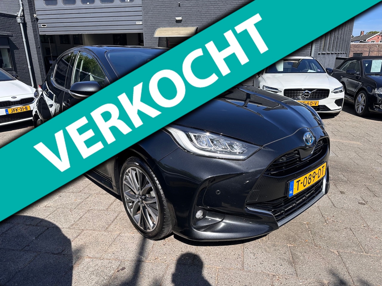 Toyota Yaris - 1.5 Hybrid Executive|Aut|Leder|NIEUWSTAAT - AutoWereld.nl