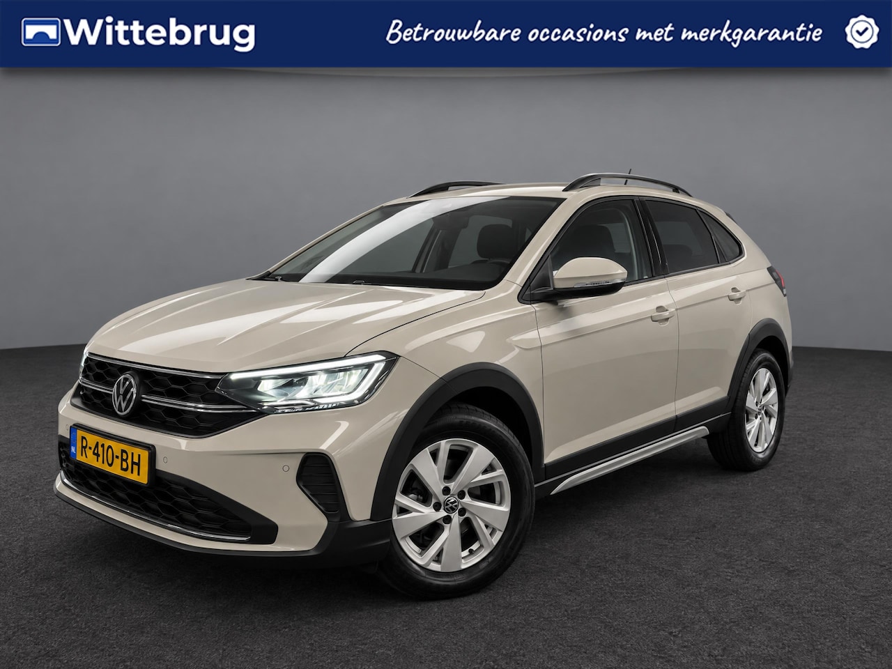 Volkswagen Taigo - 1.0 TSI 95pk Life / Navigatie / Parkeersensoren / 16" LMV P4 - AutoWereld.nl