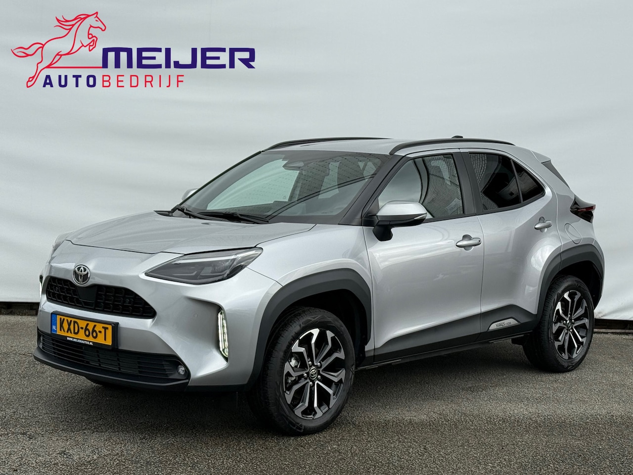 Toyota Yaris Cross - 1.5 Hybrid 115 Dynamic Stuur + Stoelverwarming | Clima | Adap Cruise | PDC | Camera | Keyl - AutoWereld.nl