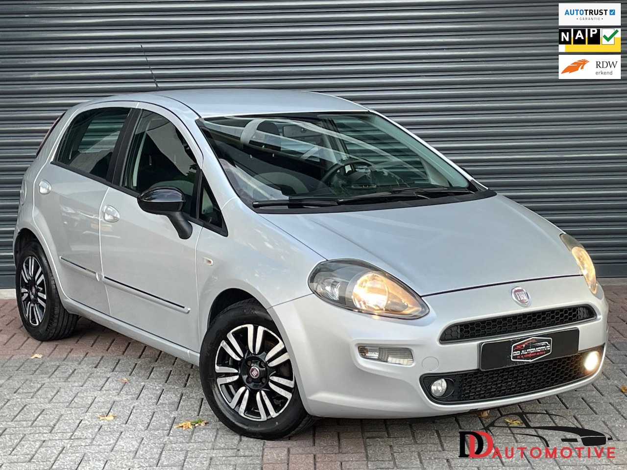 Fiat Punto Evo - 0.9 TwinAir Easy Orgineel NL | Cruise | Climate Control | 6 Bak - AutoWereld.nl