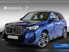 BMW iX1 - xDrive30 | M Sportpakket | Stoelverwarming | SOH 99, 9% | Achteruitrijcamera | Panorama Da