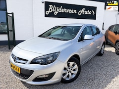 Opel Astra - 1.4 Turbo Blitz Org. NL | Dealer Onderhouden | Navi | Cruise | PDC | LM
