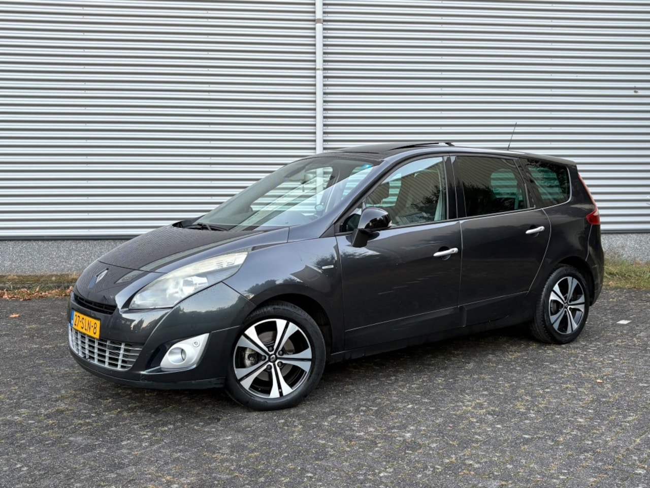 Renault Grand Scénic - 1.4 TCe Bose Camera PANO NAVI Keyless - AutoWereld.nl