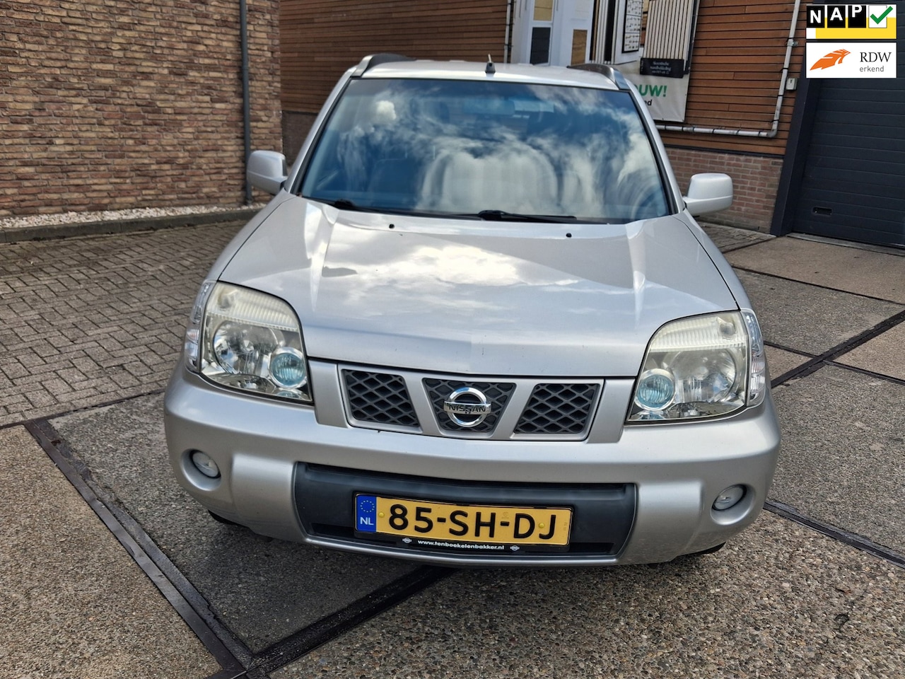 Nissan X-Trail - 2.0 Comfort 2wd 2.0 Comfort 2wd ((( weinig km ))) - AutoWereld.nl