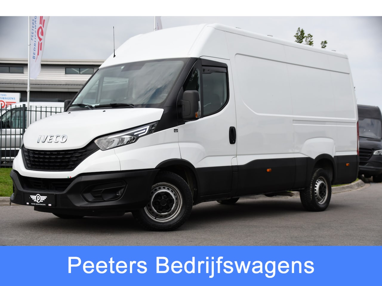 Iveco Daily - 35C16V 2.3 352 H2 Edition Camera, Cruise, Airco, 3500kg Trekhaak, LED, Clima ,Radio, 160pk - AutoWereld.nl
