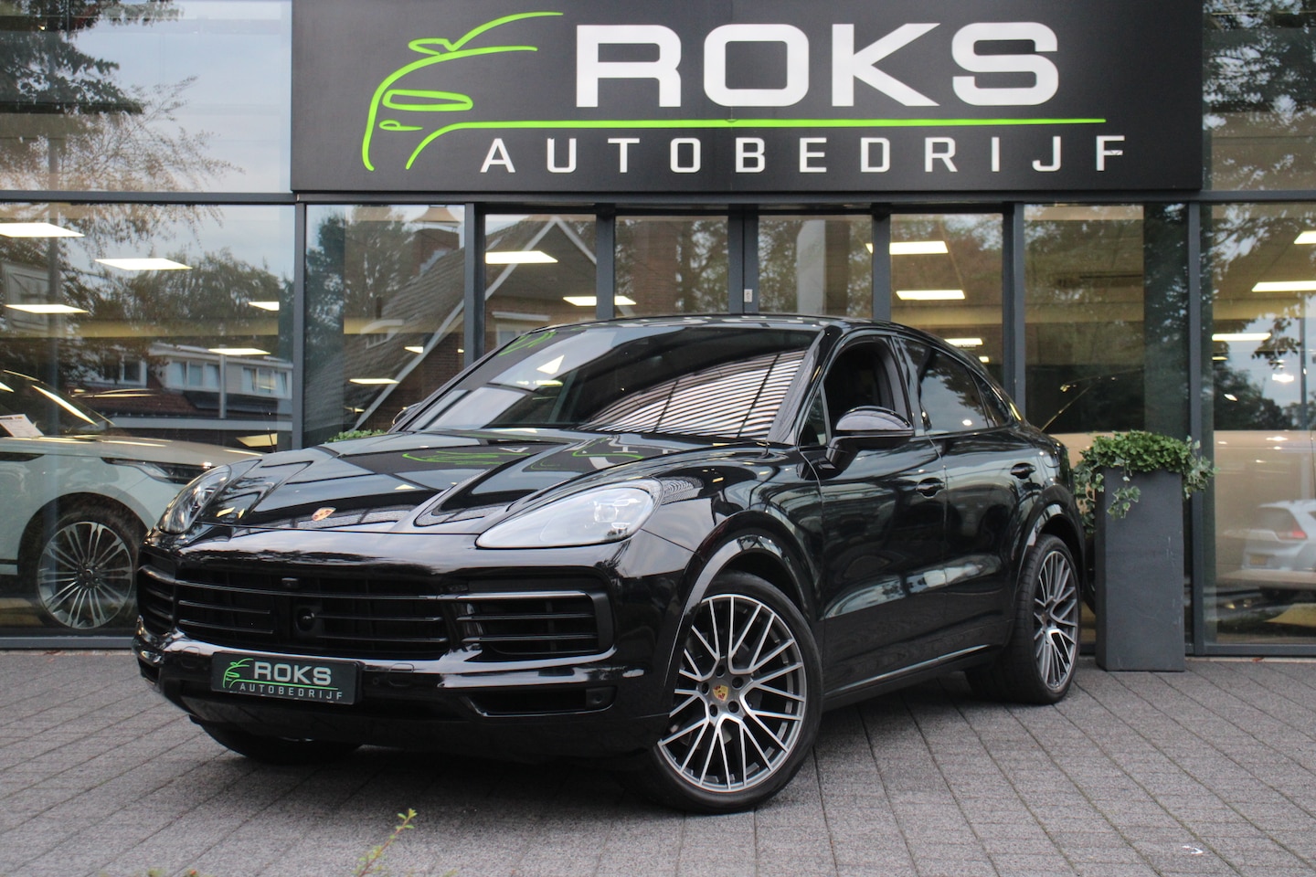Porsche Cayenne Coupé - 3.0 E-Hybrid 360camera/Bose/Softclose/Carbon/Luchtvering/Panoramadak/22inch - AutoWereld.nl