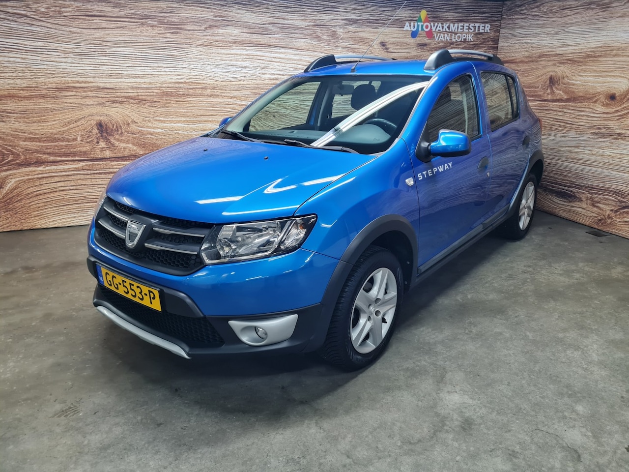 Dacia Sandero Stepway - 0.9 Tce 90pk Lauréate Trekhaak 1e eign! I.Z.G.S - AutoWereld.nl
