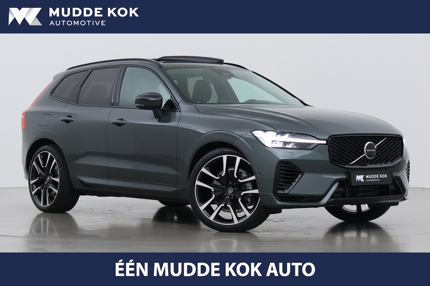 Volvo XC60 - T8 Ultra Dark | Luchtvering | 22 Inch | Harman/Kardon | Panoramadak | 360° Camera | Head-U - AutoWereld.nl
