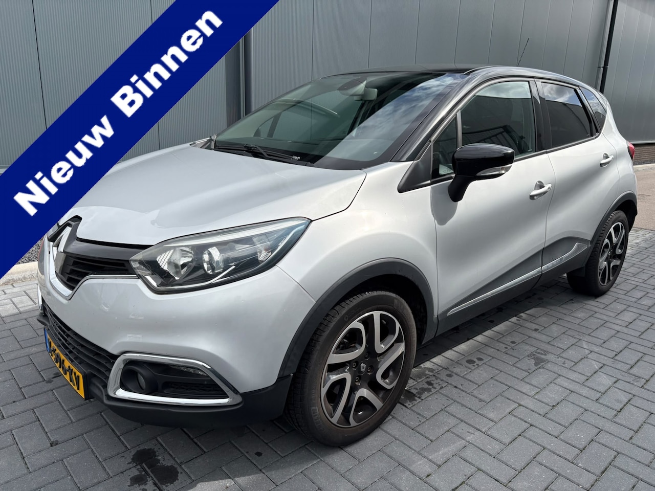 Renault Captur - 1.2 TCe Dynamique AUTOMAAT BJ 2015 Km 103.000 Hoge Zit !! - AutoWereld.nl