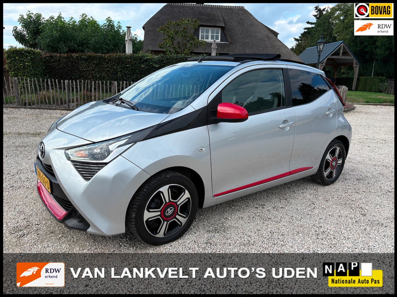 Toyota Aygo - 1.0 VVT-i x-joy cabrio 1.0 VVT-i x-joy Cabrio, Apple Carplay, Camera - AutoWereld.nl