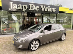 Opel Astra - 1.6 Turbo Sport