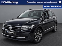Volkswagen Tiguan - 1.4 TSI 245pk eHybrid Life / App. Connect / Achteruitrijcamera / Virtual Cockpit / Getint