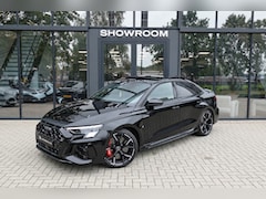Audi RS3 - Limousine 2.5 TFSI RS 3 quattro PANO KERAMISCH CARBON