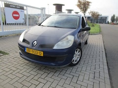 Renault Clio - 1.2-16V Authentique