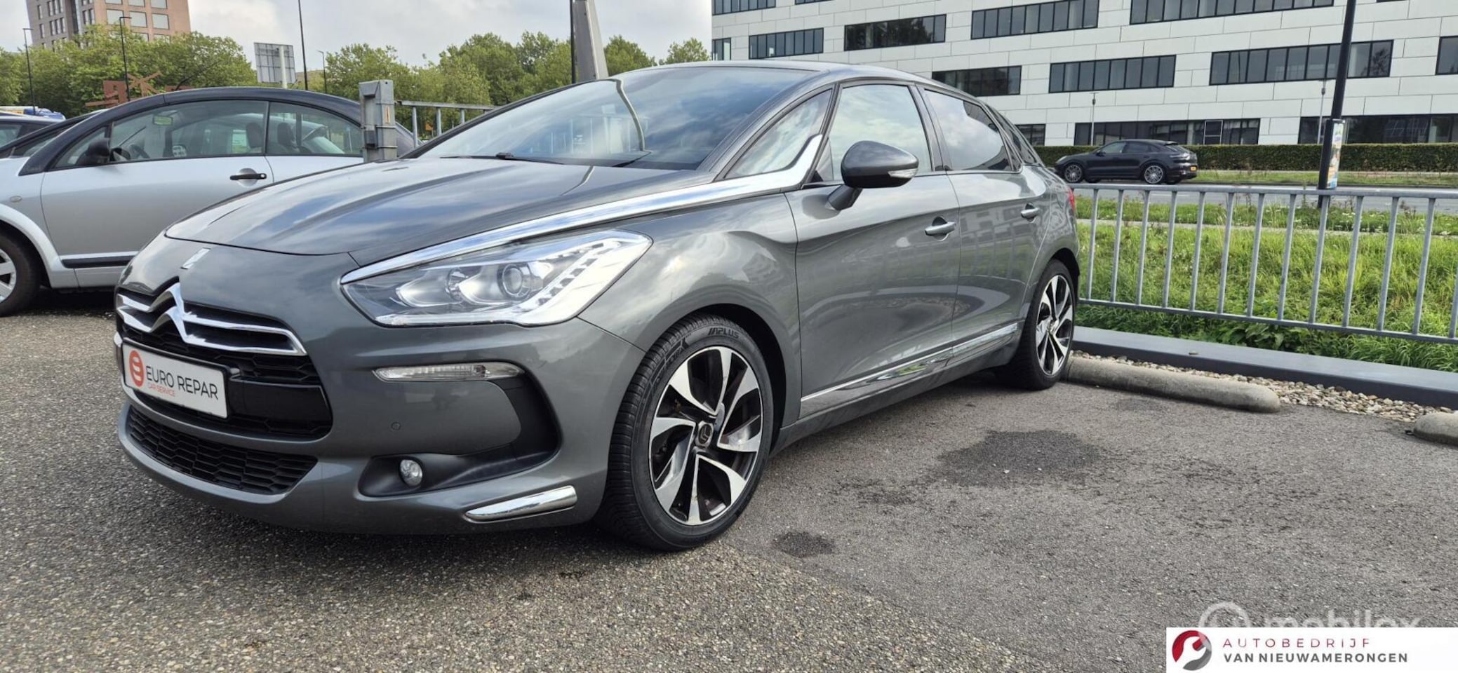 Citroën DS5 - 1.6 THP So Chic 1.6 THP So Chic - AutoWereld.nl