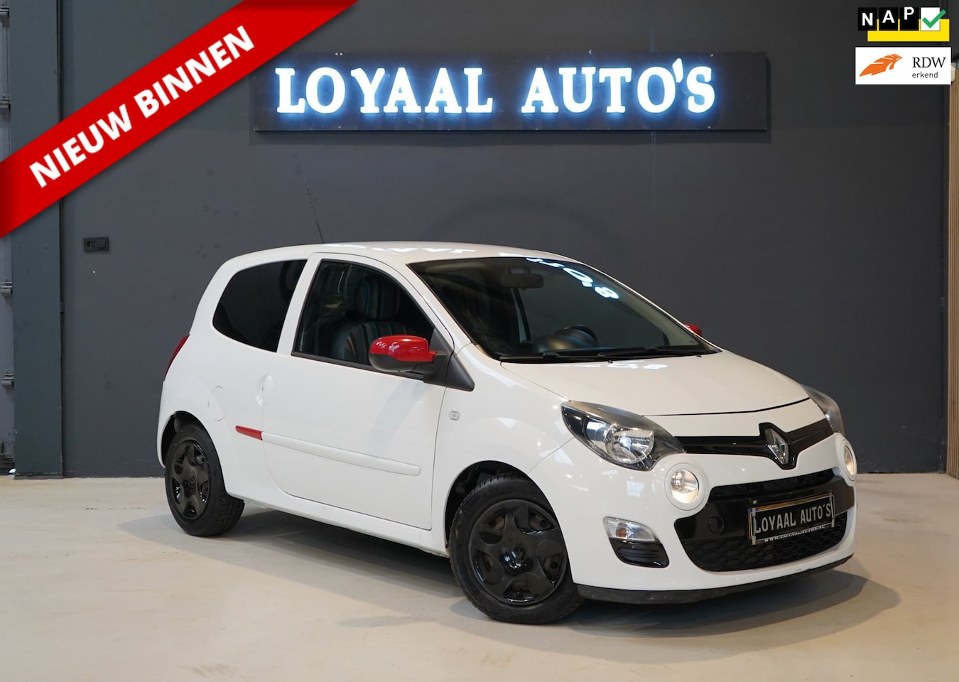 Renault Twingo - 1.2 16V Collection | AIRCO | NAP | ELEK. RAMEN | APK - AutoWereld.nl