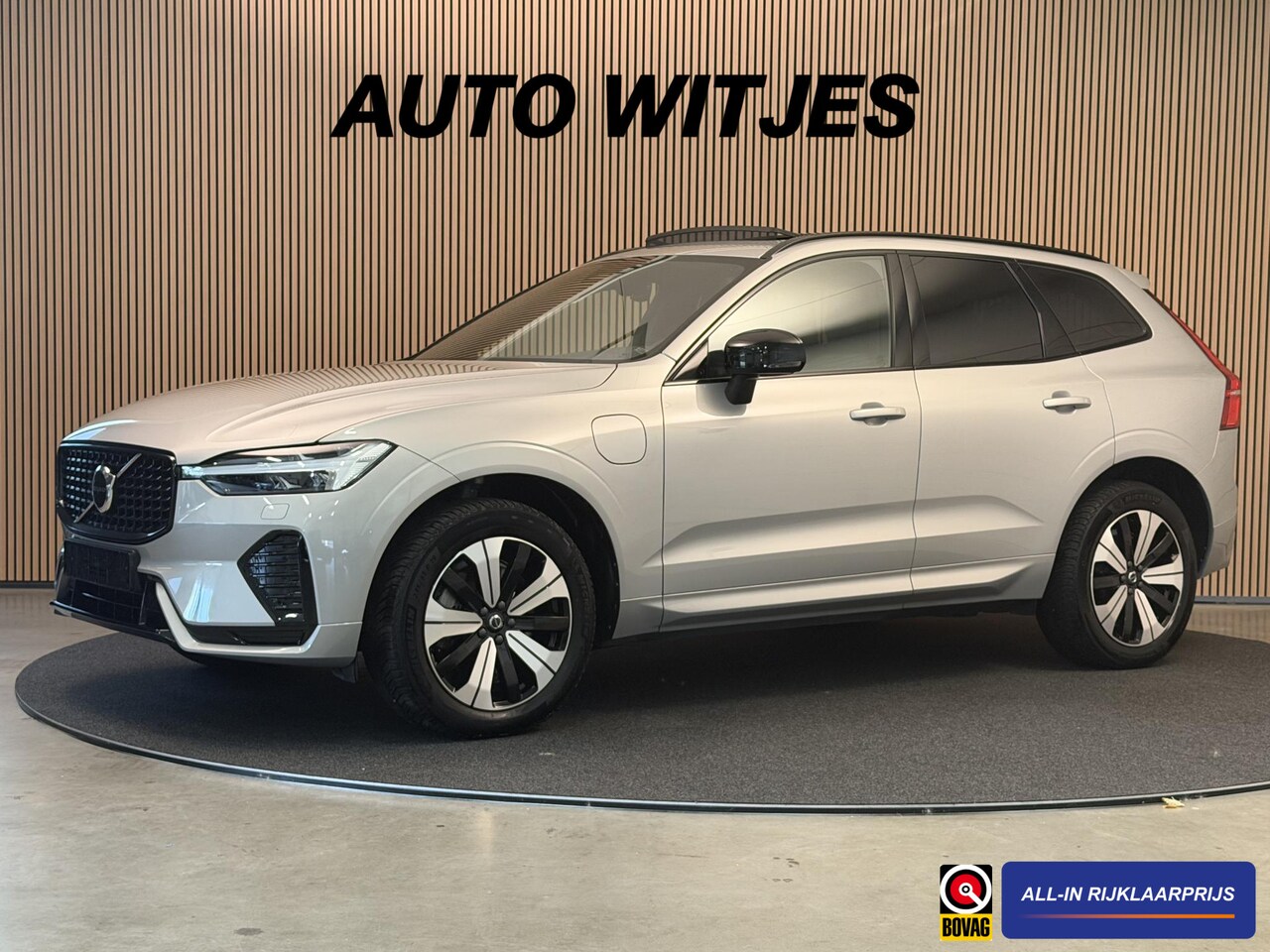 Volvo XC60 - 2.0 T6 Plug-in hybrid AWD Ultimate Dark | Panodak | LED | Navi | Camera | Incl. garantie - AutoWereld.nl