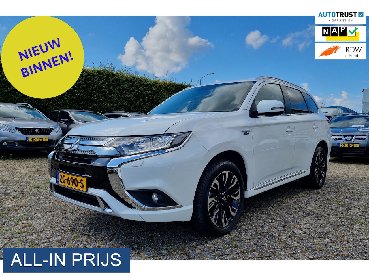 Mitsubishi Outlander - 2.4 PHEV Pure ✅MOOIE AUTO! ✅TREKHAAK ✅CARPLAY - AutoWereld.nl