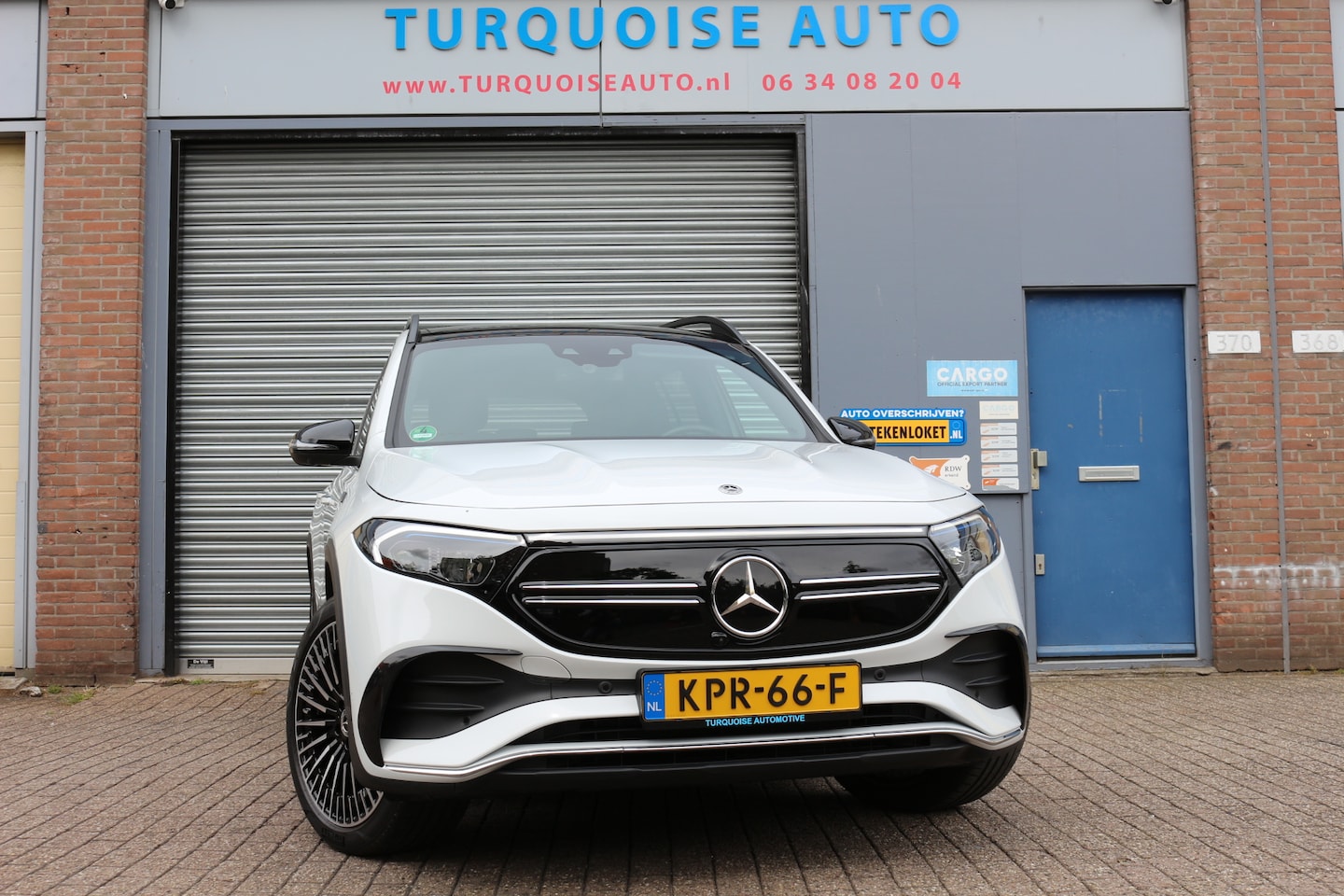 Mercedes-Benz EQB - 350 4MATIC AMG Line 67 kWh EQB 350 AMG 4 MATIC PANO NAVI 360 CAMERA MEMORY BOM VOLL 09-2022 - AutoWereld.nl