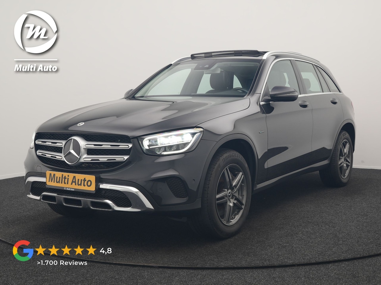 Mercedes-Benz GLC-klasse - 300e 4MATIC PHEV 320pk Dealer O.H | Panodak | Sportstoelen Verwarmd | Sfeerverlichting | C - AutoWereld.nl
