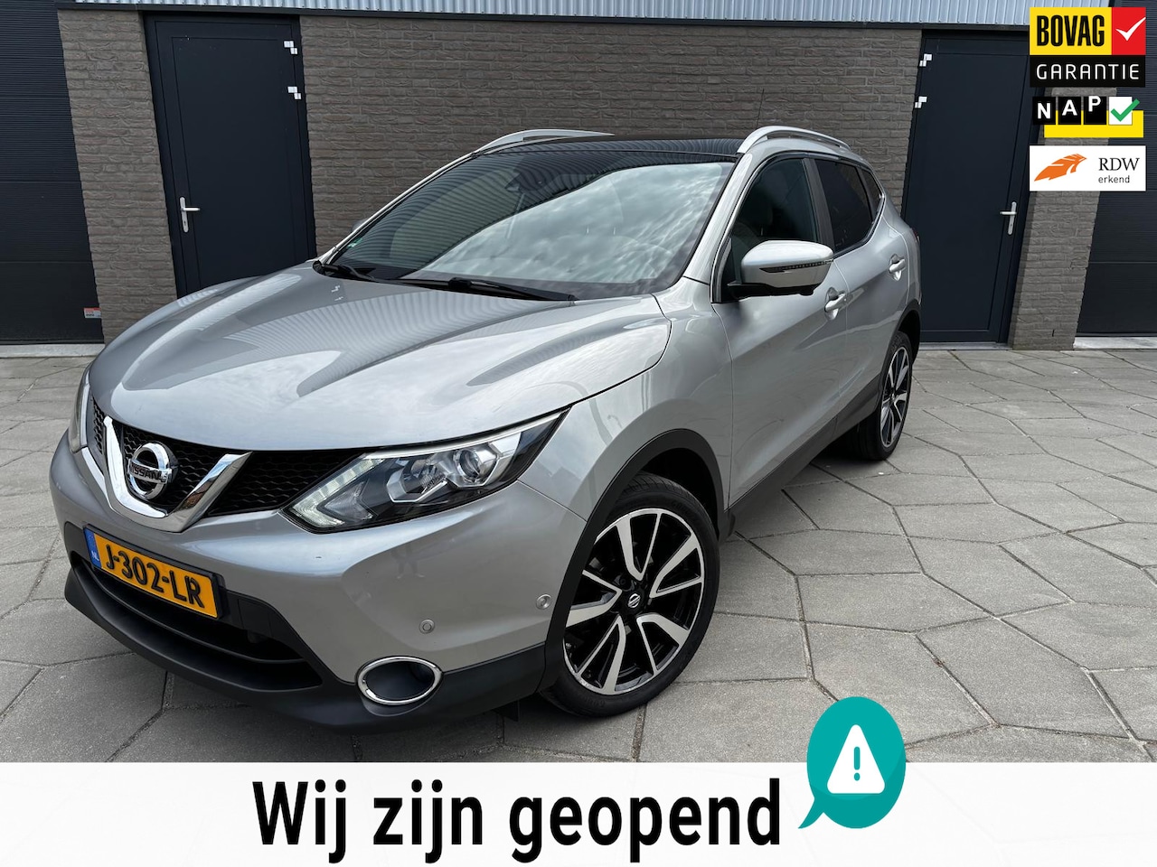 Nissan Qashqai - 1.2 N-Vision|Super compleet|19 Inch velg|verw.Voorruit| Pano dak|stoelverw. - AutoWereld.nl