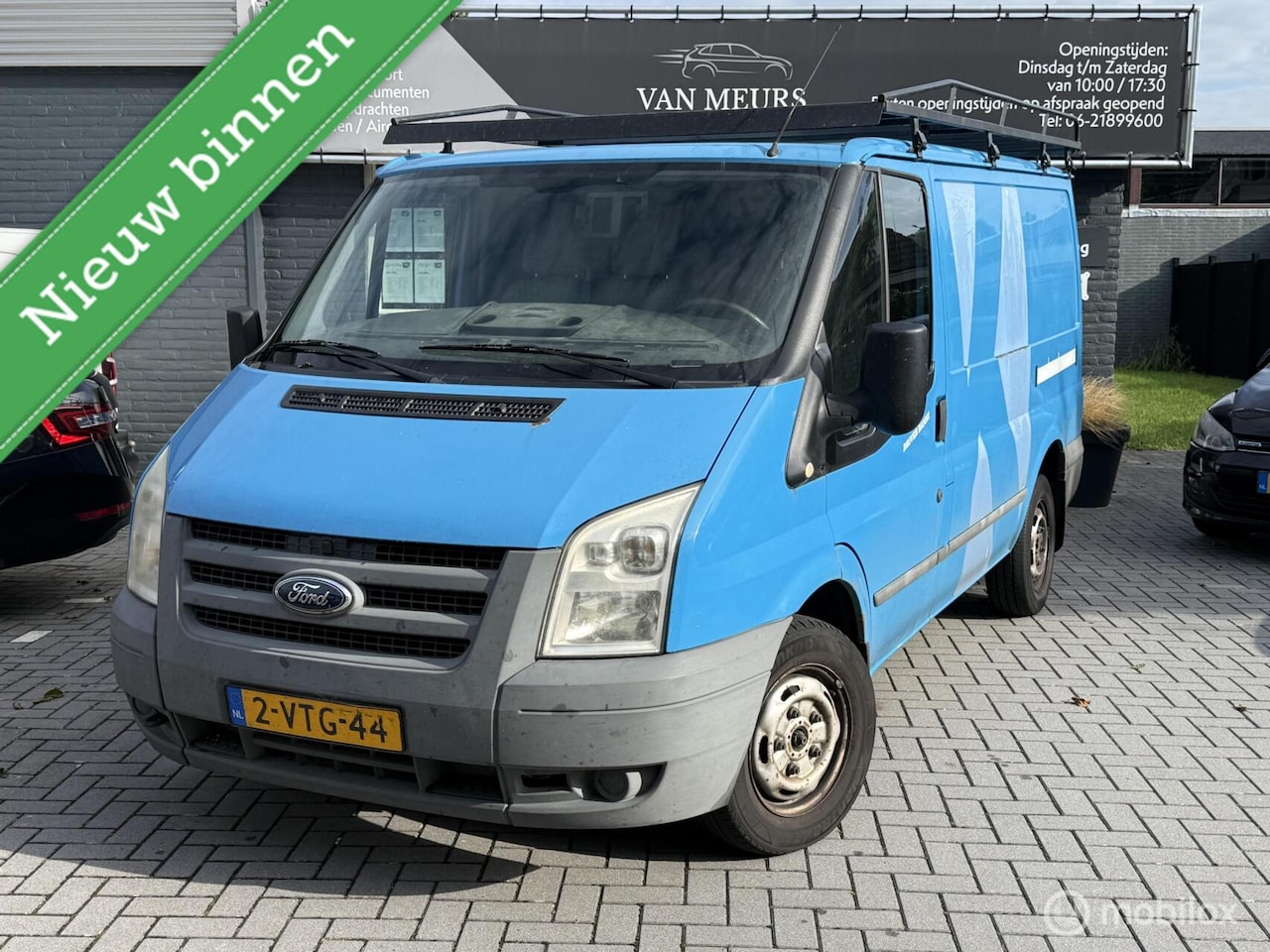 Ford Transit - 260S 2.2 TDCI Economy Edition 260S 2.2 TDCI Economy Edition, Airco, trekhaak, apk 06-2027 - AutoWereld.nl