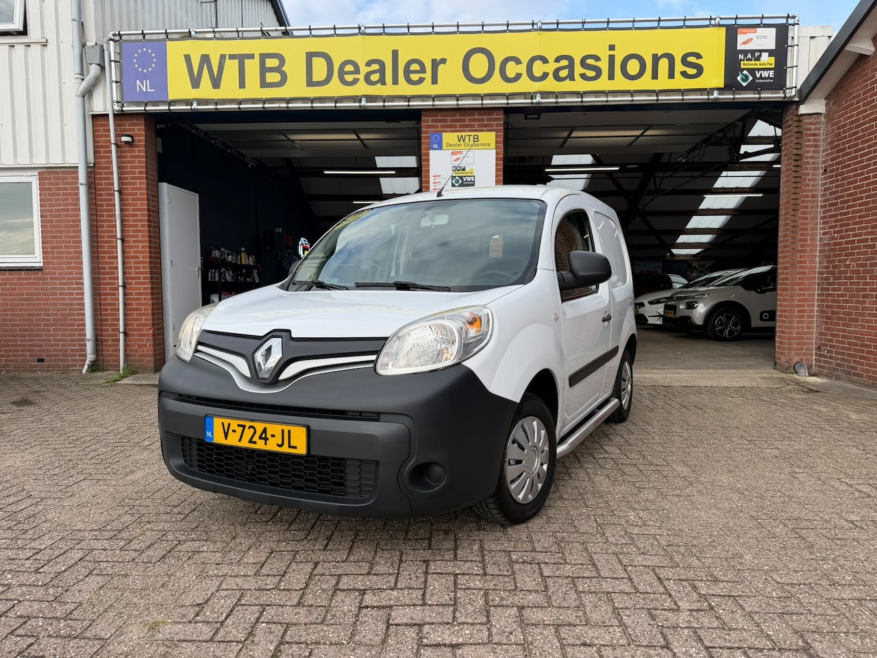 Renault Kangoo - 1.5 dCi 75 Energy Compact, Navi, Trekhaak, nw. APK, dealer onderhouden - AutoWereld.nl