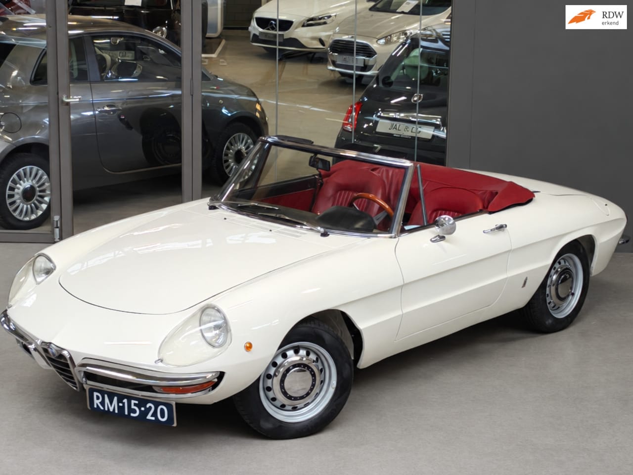 Alfa Romeo Spider - Duetto - AutoWereld.nl