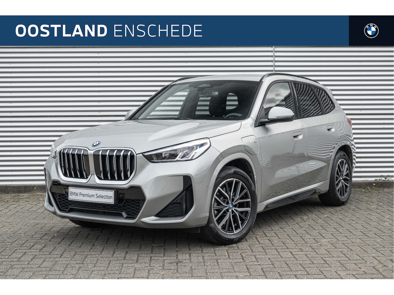 BMW X1 - xDrive25e M Sport Automaat / Trekhaak / Sportstoelen / Achteruitrijcamera / Stoelverwarmin - AutoWereld.nl