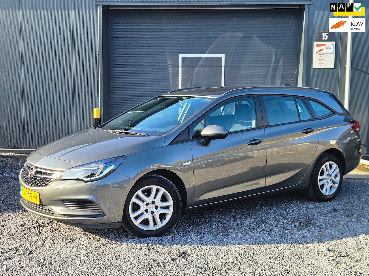Opel Astra Sports Tourer - 1.0 Online Edition 1.0 Online Edition - AutoWereld.nl