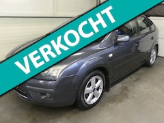 Ford Focus - 1.6-16V Futura - Trekhaak - Airco - APK Juli 2027