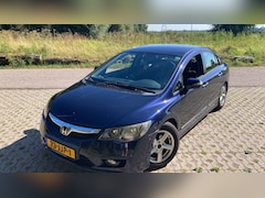 Honda Civic - 1.3 Hybrid