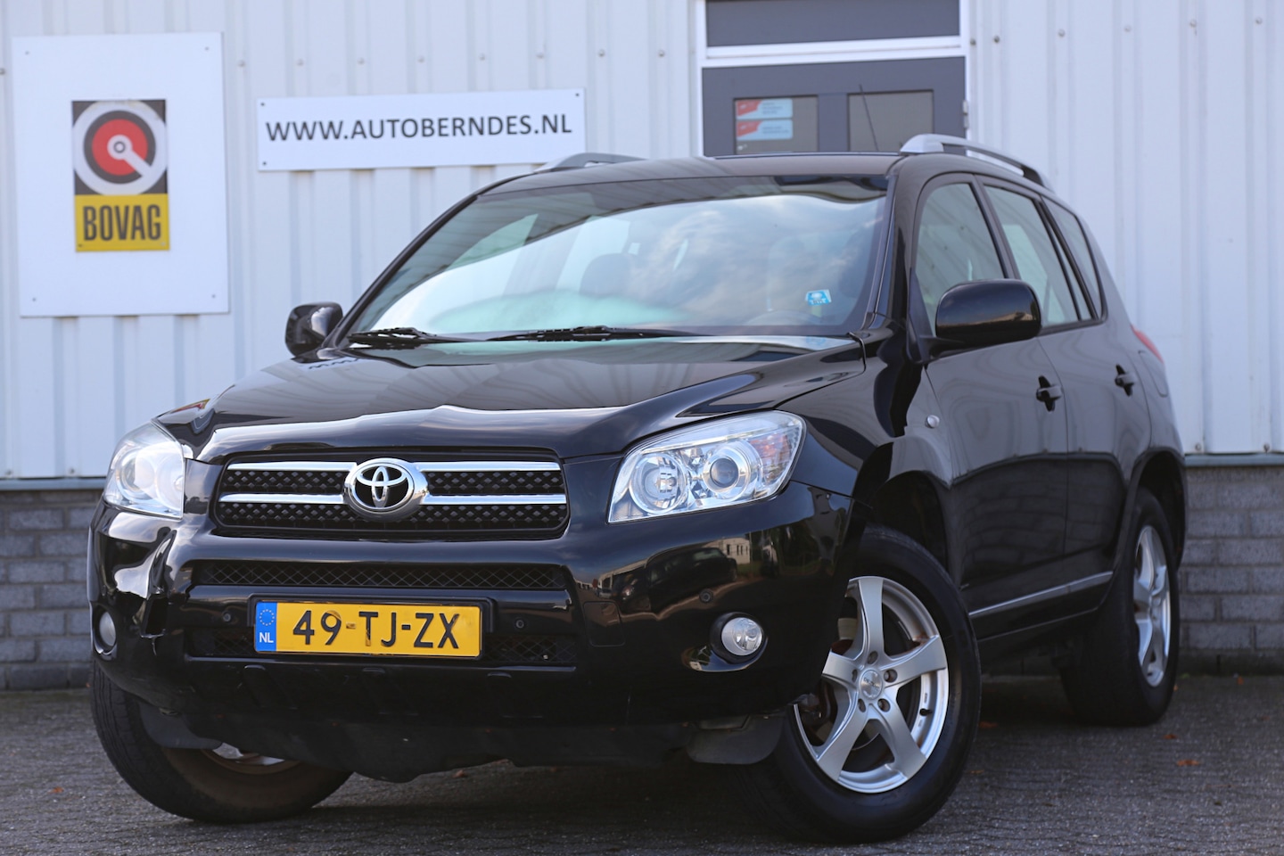 Toyota RAV4 - 2.0 VVTi 4WD Linea Sol*NL-Auto*Perfect Onderh.*Trekhaak 2.000KG/Cruise-Control/Climate-Con - AutoWereld.nl
