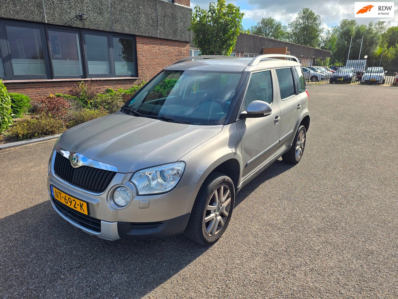 Skoda Yeti - 1.2 TSI Elegance Airco automaat twee Sleutels - AutoWereld.nl