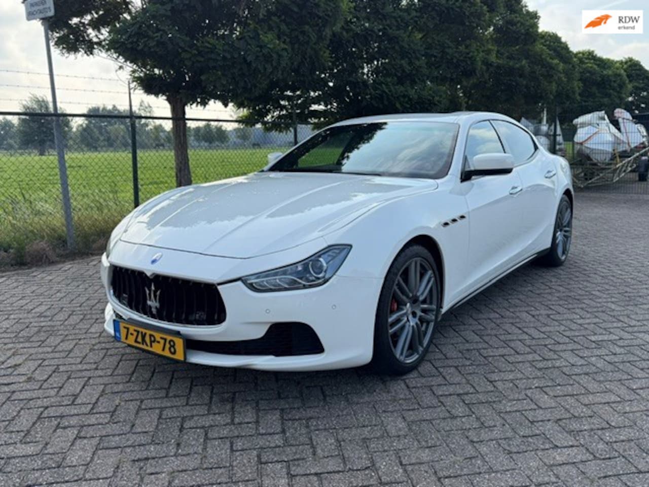 Maserati Ghibli - 3.0 V6 D 3.0 V6 D , APK 26-04-2027 - AutoWereld.nl