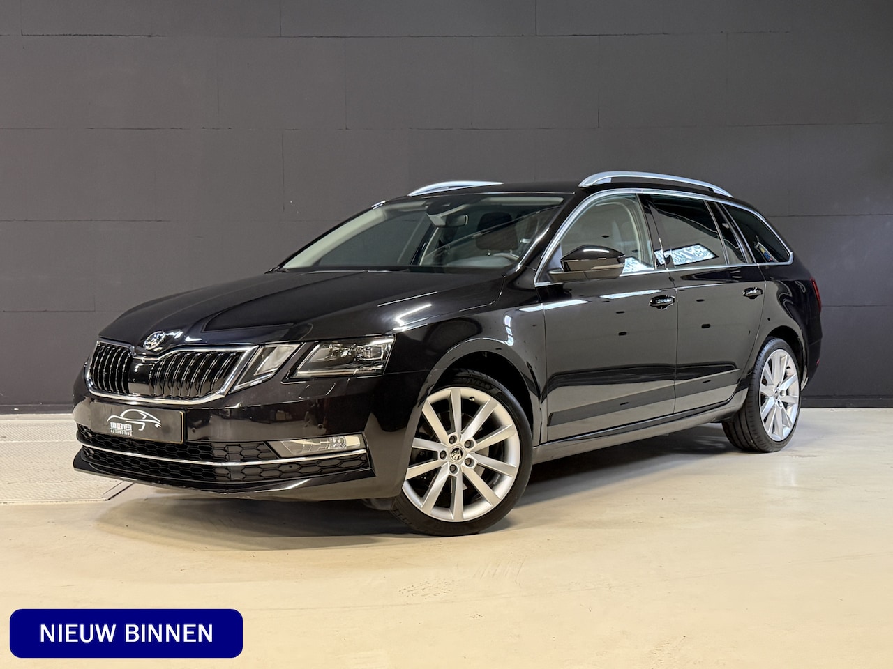 Skoda Octavia Combi - 2.0 TSI 191PK Style Business | Leder | Adaptive cruise | Afn. trekhaak | Camera | Carplay - AutoWereld.nl