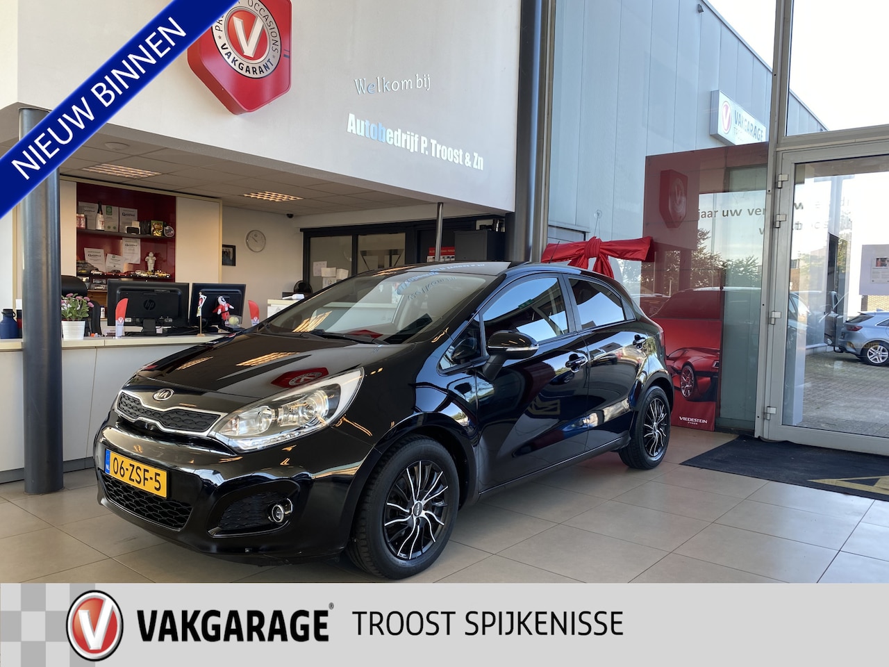 Kia Rio - 1.2 CVVT Design Edition 1.2 CVVT Design Edition,Airco,Cruisecontrol,Bluetooth,Achteruitrijsensoren,Elektrischpakke - AutoWereld.nl